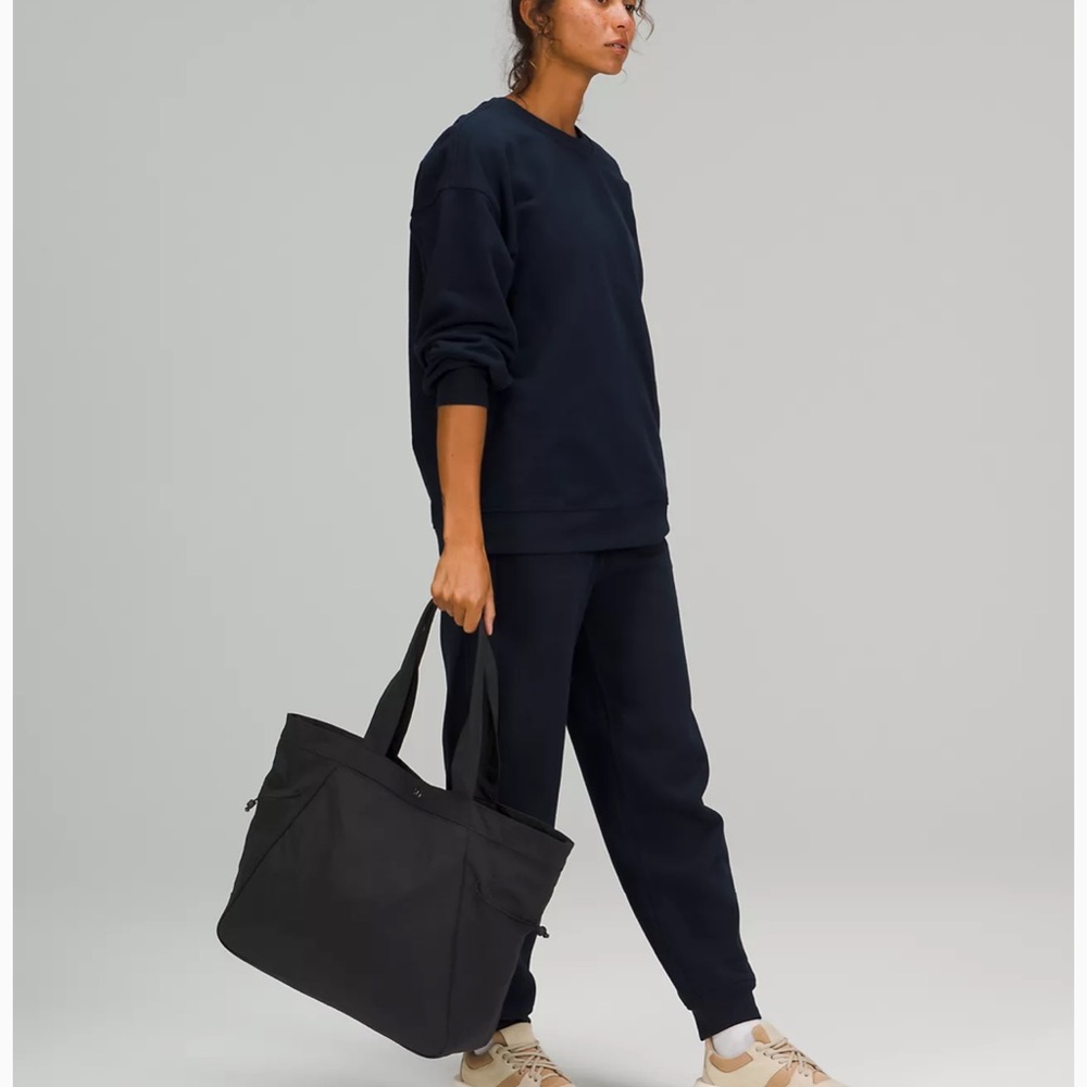 LULULEMON TOTE BAG Water-resistant.